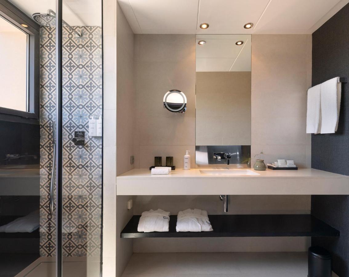 Hotel Casa Sagnier Barcelona Exterior foto Bathroom